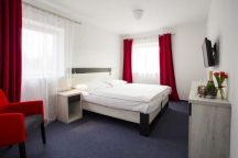 Kemp a Hotel Mezní Louka 2-3L pokoje, 2-3B rooms