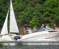 Marina Glamping Nová Živohošť půjčovna lodí, šlapadel a paddleboardů