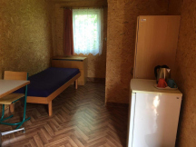 Chatka v Kempu Obzor 3L chatka lednička