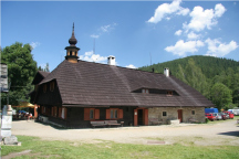 Autocamping Antýgl Pohled na budovu
