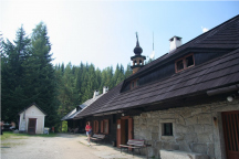 Autocamping Antýgl Pohled na budovu
