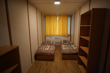 Autocamp Mělník 15×2-lůžkový pokoj, WC a sprchy společné na chodbě, velká klubovna, TV, lednice