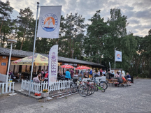 Rekreační středisko a kemp JACHTA HOLANY restaurace - sobotní večer