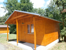 Kemp Úštěk u jezera Chmelař 4/5/6L chaty KEMP II wc a sprcha, kuchyňka, lednička