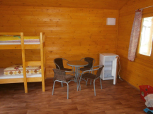 Kemp Úštěk u jezera Chmelař 4/5/6L chaty KEMP II wc a sprcha, kuchyňka, lednička