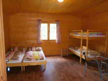 Kemp Úštěk u jezera Chmelař 4/5/6L chaty KEMP II wc a sprcha, kuchyňka, lednička