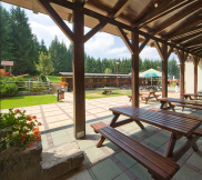 Camping u hotelu Horník  terasa