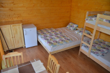 Koupaliště a kemp Chlumec nad Cidlinou 4L chatky