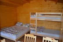 Koupaliště a kemp Chlumec nad Cidlinou 4L chatky