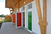 Koupaliště a kemp Chlumec nad Cidlinou společné soc. zařízení koupaliště