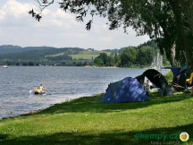 Camp Villa Bohemia přehrada