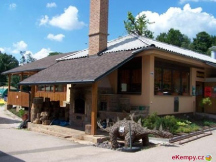 Koupaliště a kemp Pecka Restaurace