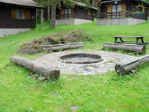 Chaty Holiday Lipno ohniště k dispozici