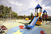 Koupaliště a kemp Lodín Dětské hřiště