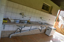 Autokempink U Splavu kuchynka