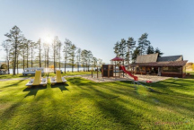 Kemp u Kukačků a Penzion DaJa Lipno Hřiště-Pension DaJa