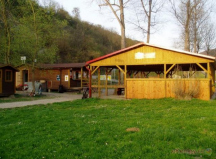Autokemp Karlštejn posezení