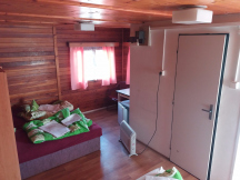 Camp Velkopařezitý 4L chata Boubín s kuchynkou a WC