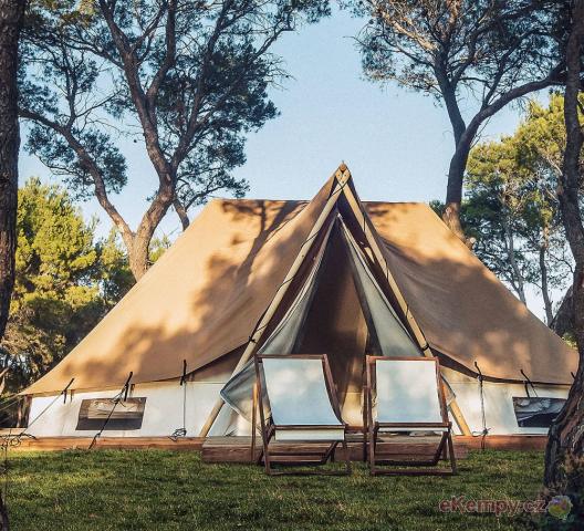 Marina Glamping Nová Živohošť 4L stany BELL