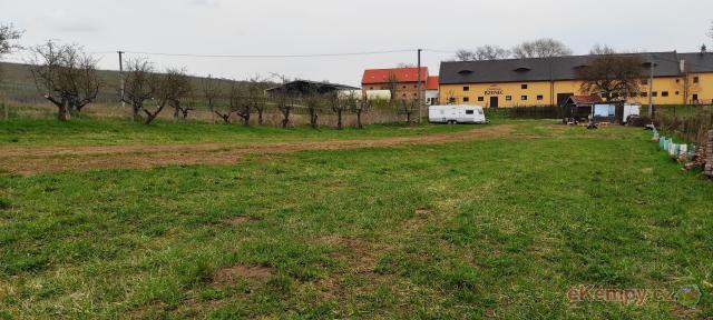 Místa Nocování pod vinohrady 