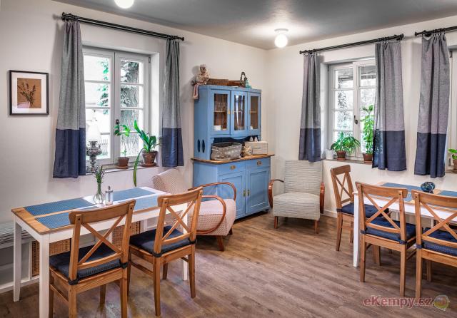 COUNTRY HOUSE Tisá společenská místnost penzion