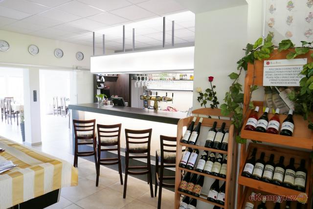 Hotel a kemp Formule*** restaurace