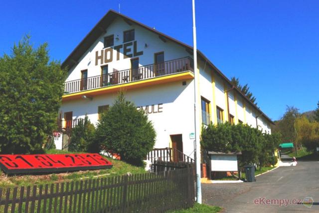 Hotel a kemp Formule*** Hotel Formule Děčín
