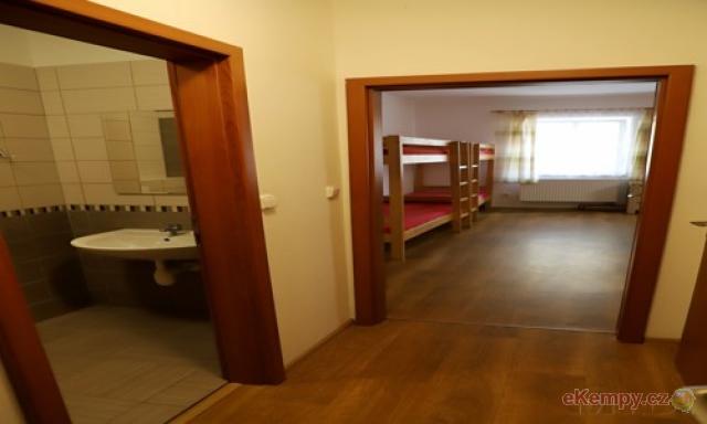 Kemp a Ubytovna Vltavan 4L pokoj s vlastním sociálním zařízením - ubytovna B