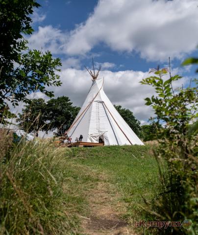 Glamp U Rozmařilého námořníka Ylva 6L Teepee 50m2