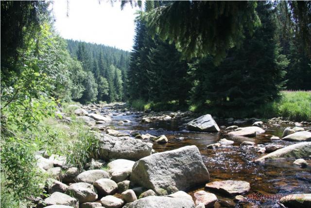 Autocamping Antýgl řeka Vydra