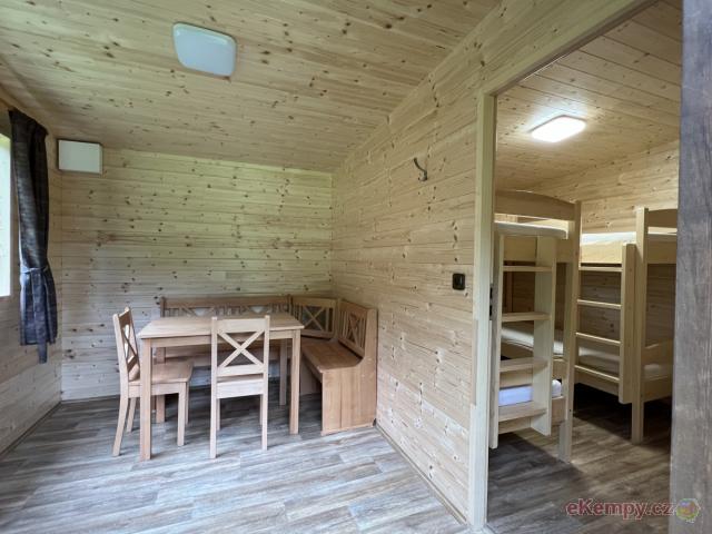 Kemp U Kučerů 4L chatky