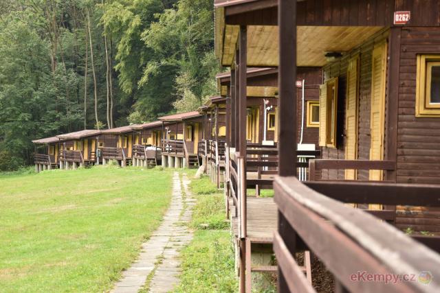 Kemp Ranč Bystřička 4L chatky, kemp 1