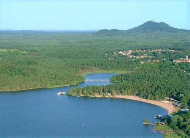 Chatová osada OÁZA Máchovo jezero