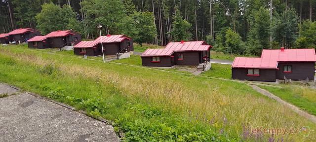 Rekreační středisko Královec 4L Bungalov horní, vlastní koupelnou a WC, lednice, konvice