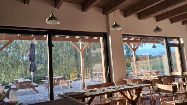 Kemp a Restaurace U Roštěnky Restaurace
